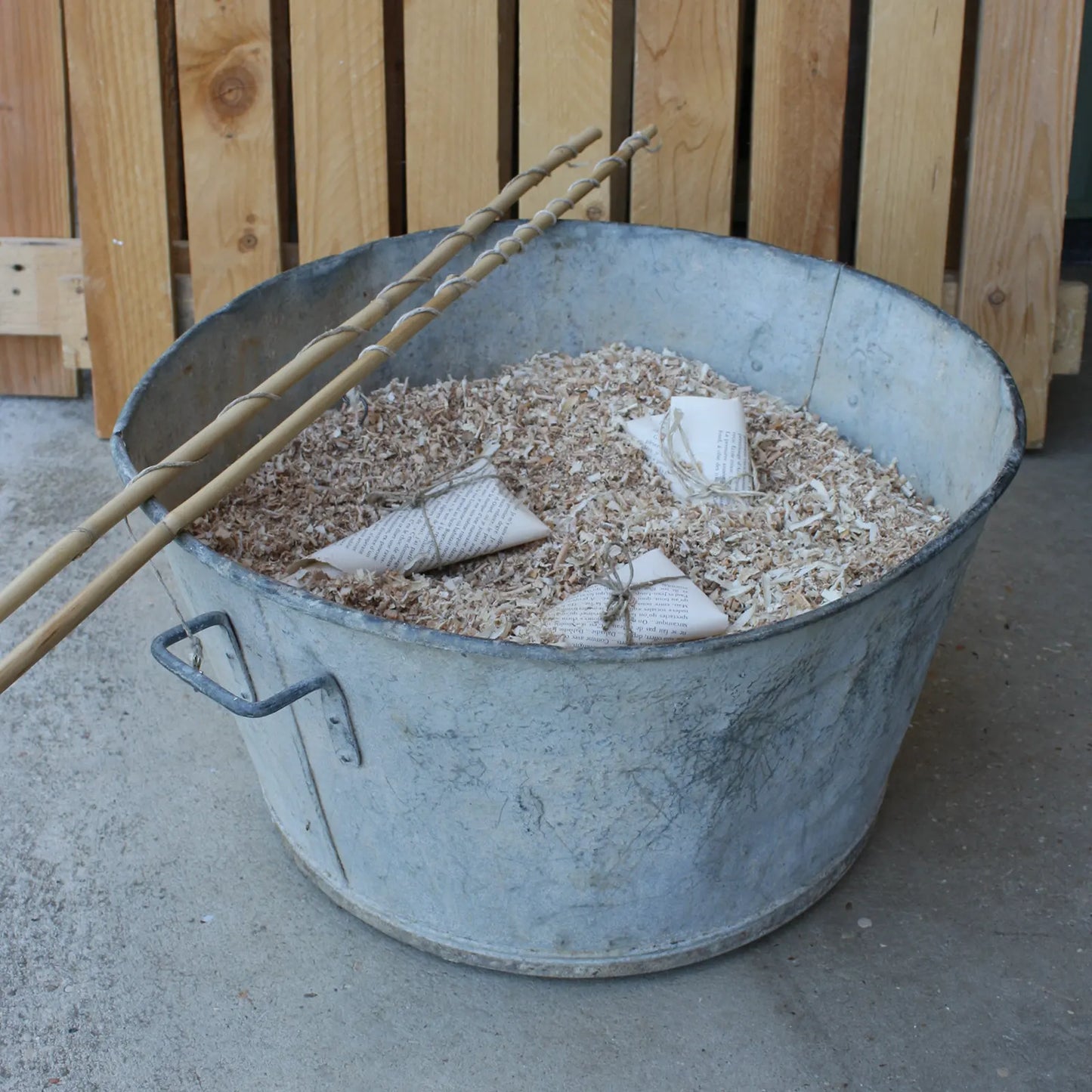 Jeu de la peche surprise dans bassine en zinc