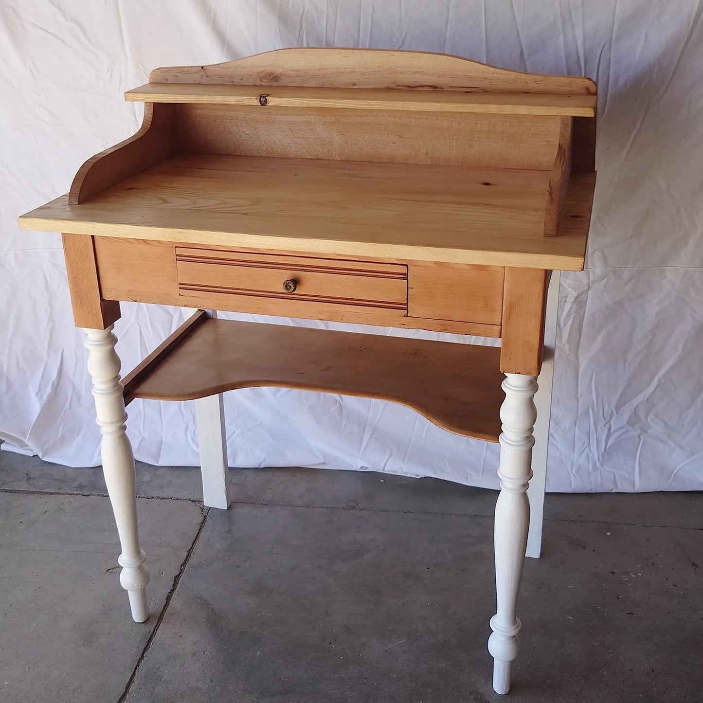 Bureau coiffeuse