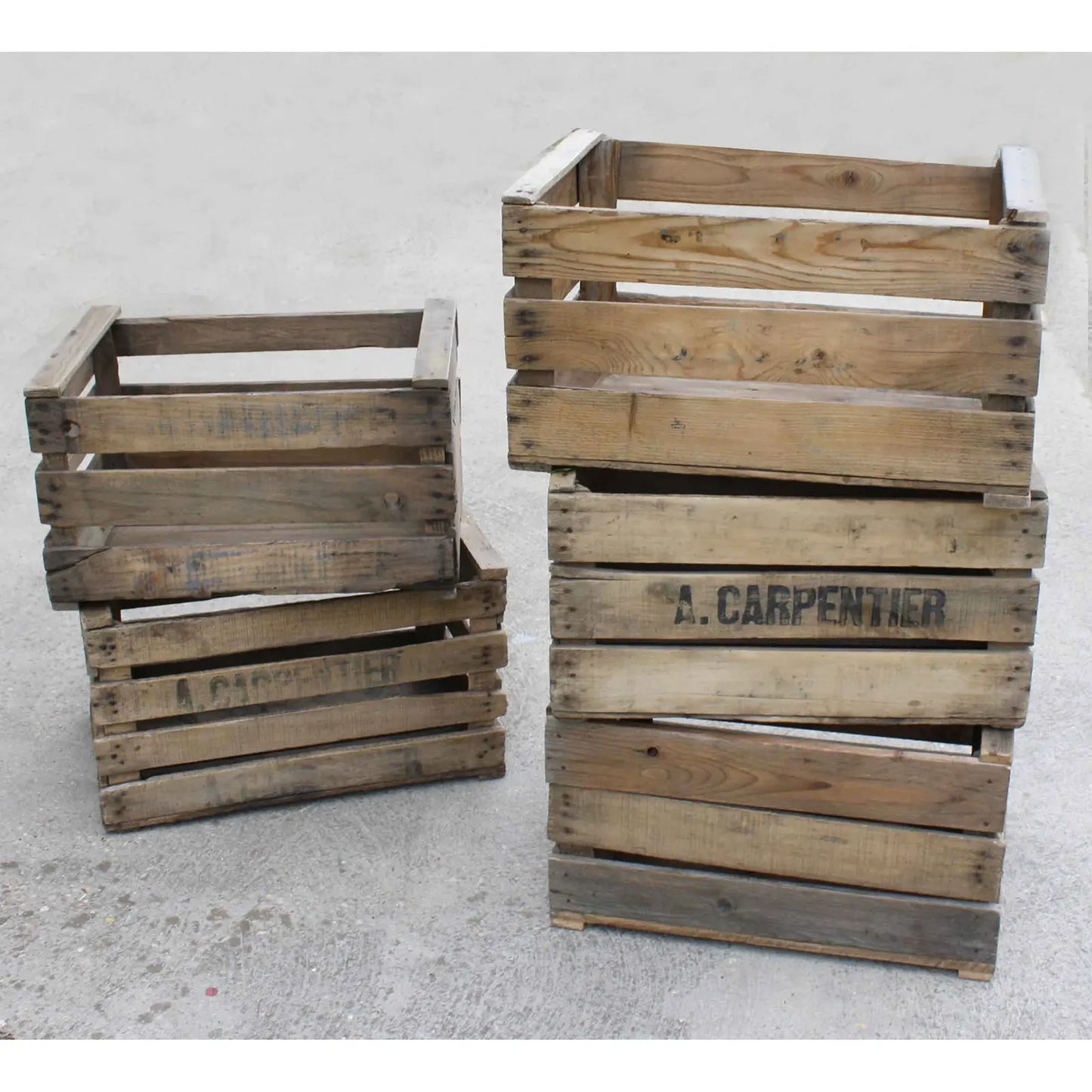 pile de cagettes anciennes