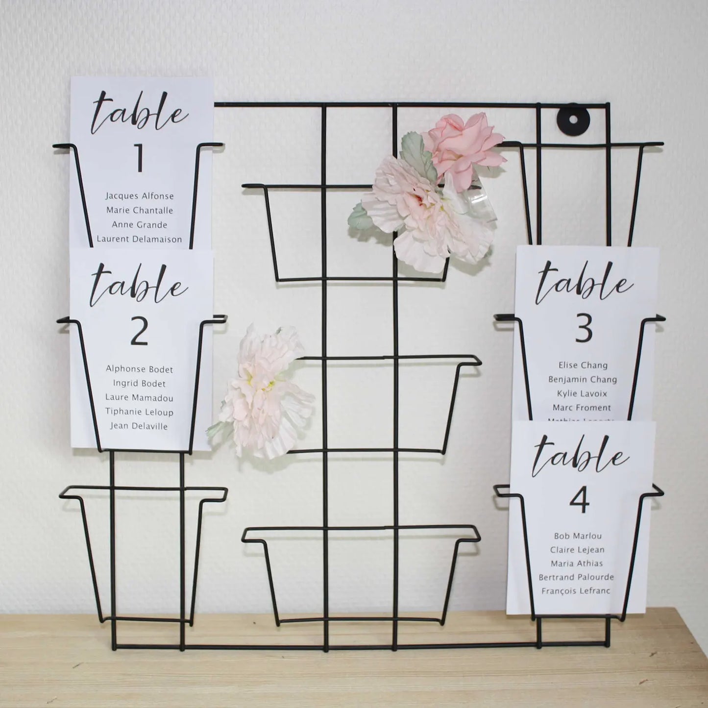 Porte carte en métal avec cartelettes pour plan de table
