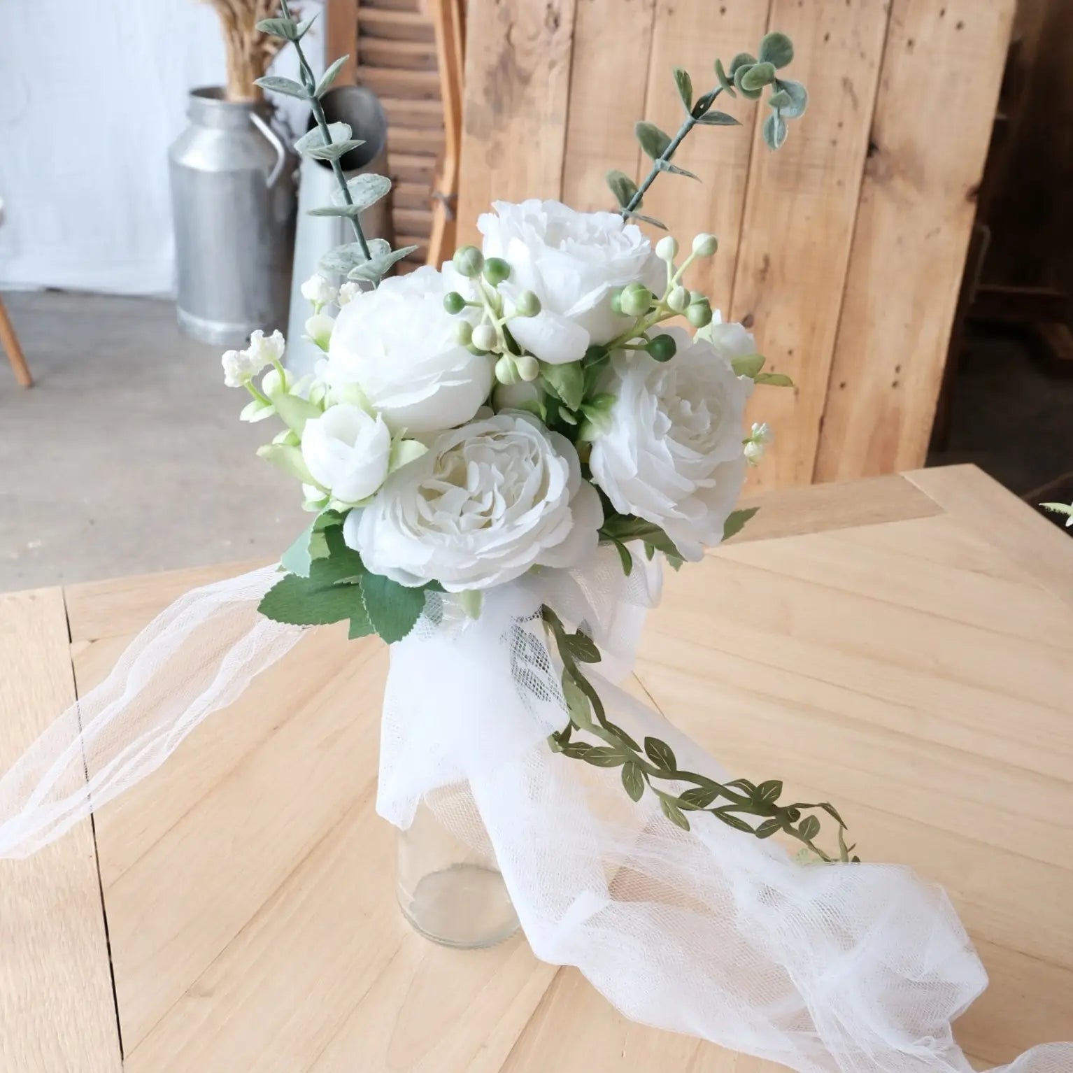 Bouquet centre de table dans vase