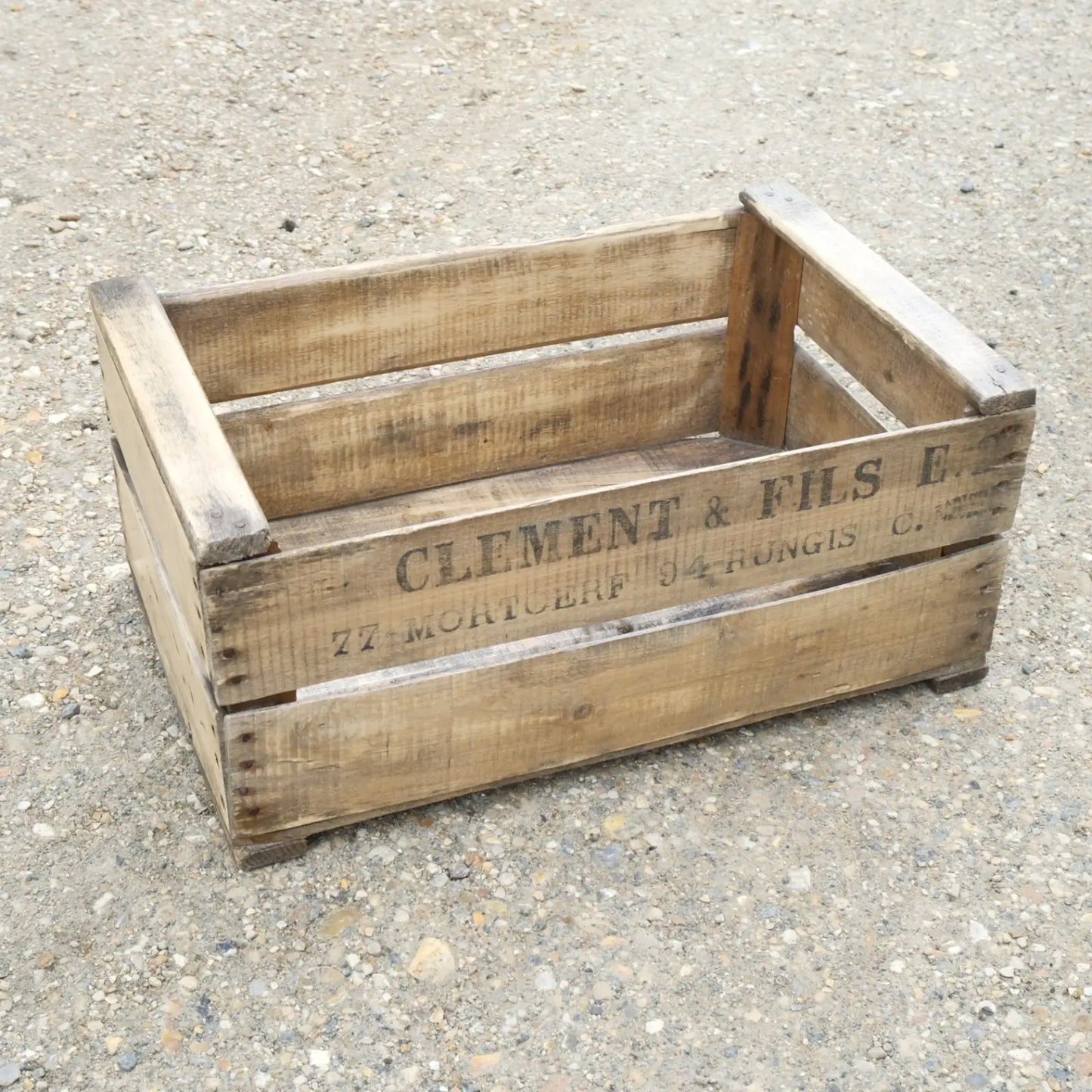 Cagette en bois clair
