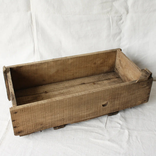Caisse rectangulaire en bois basse