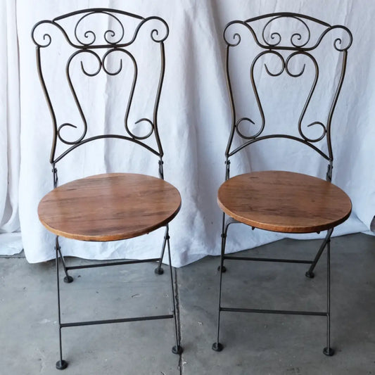 Chaises en bois et métal pliables