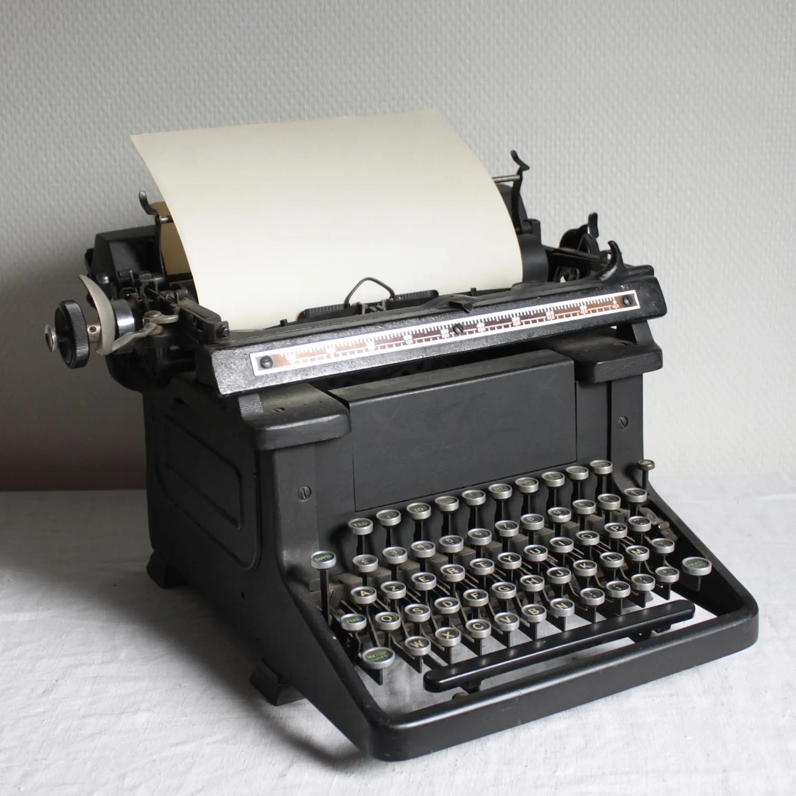 machine à écrire pour décoration de la table livre d'or