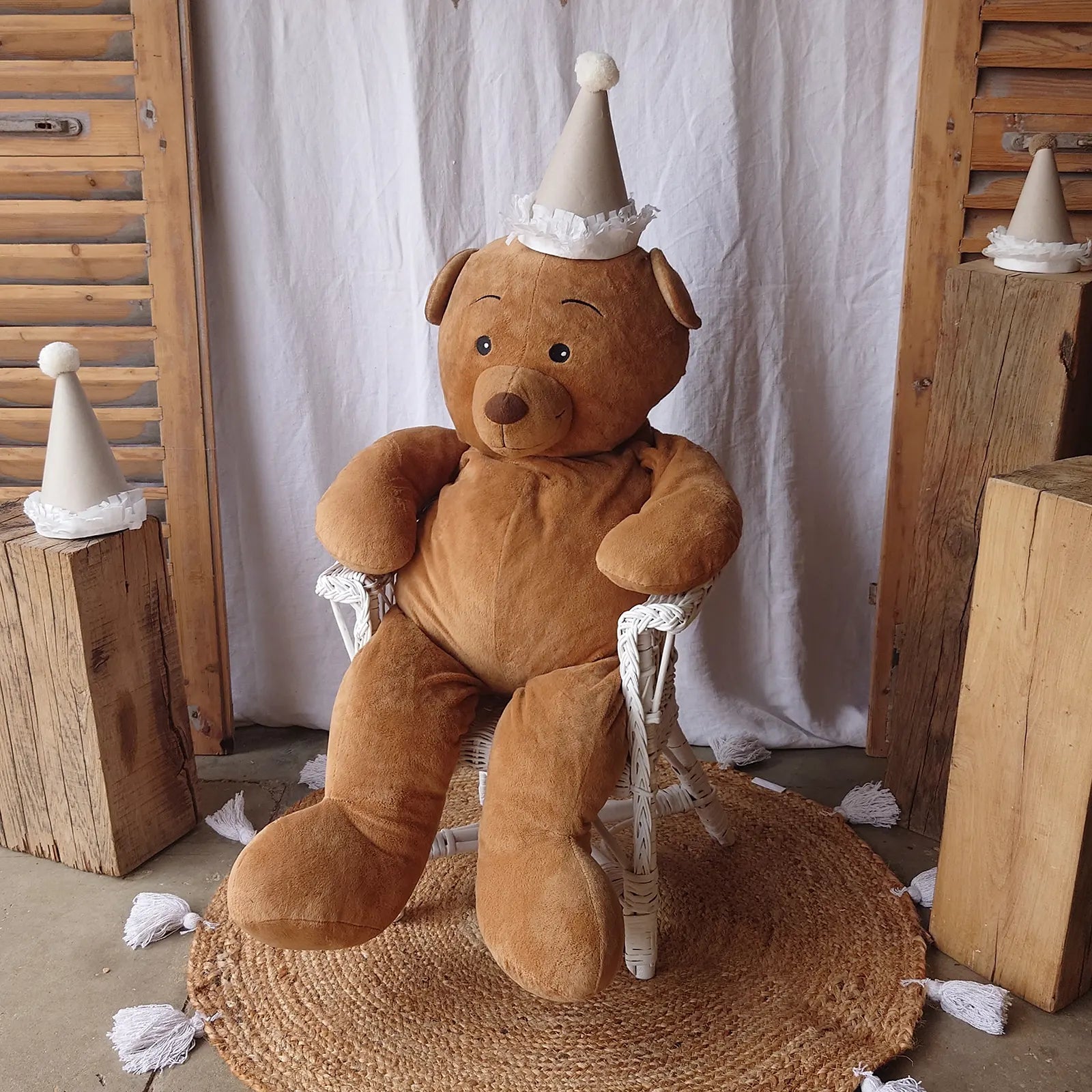 Ours marron avec chapeau pointu décoration champêtre vintage