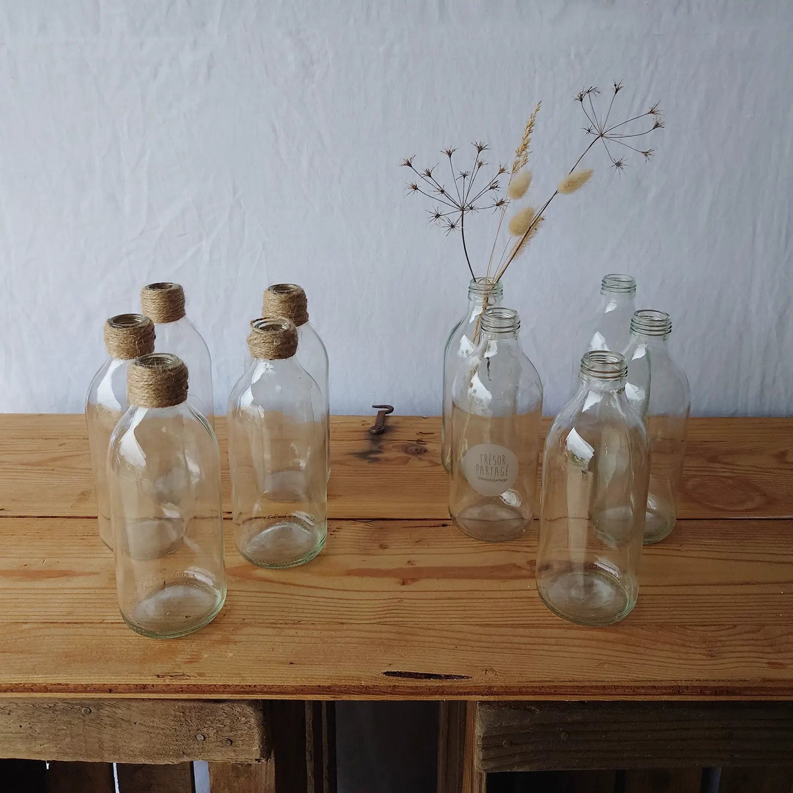 Petites bouteilles en verre transparent 
