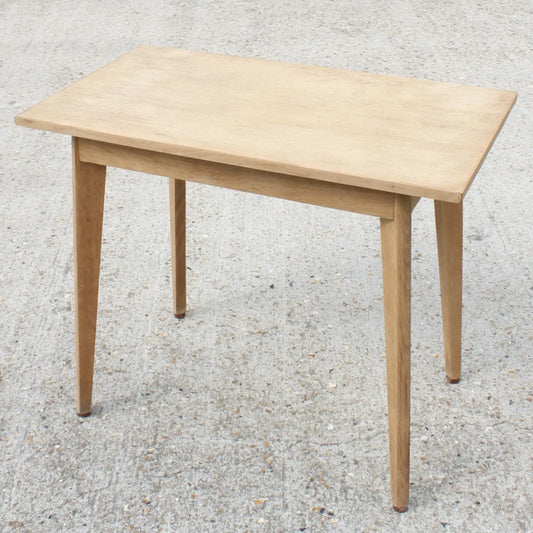 Table rectangulaire pour livre d'or