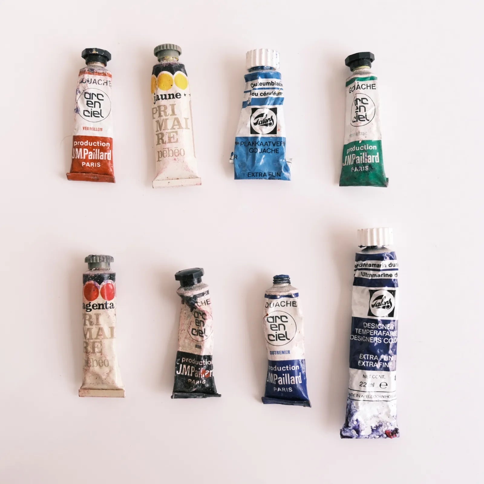 tubes peintures vintage