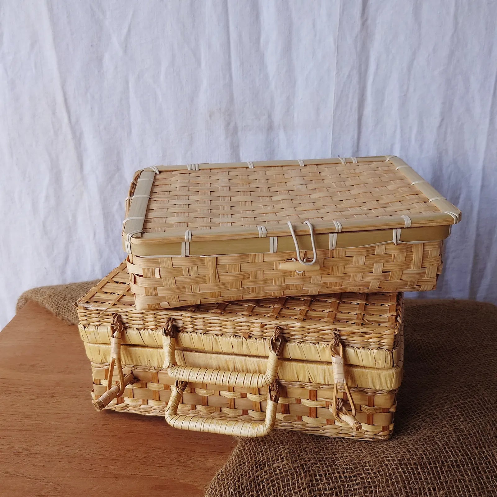 Boîte et valise en osier 