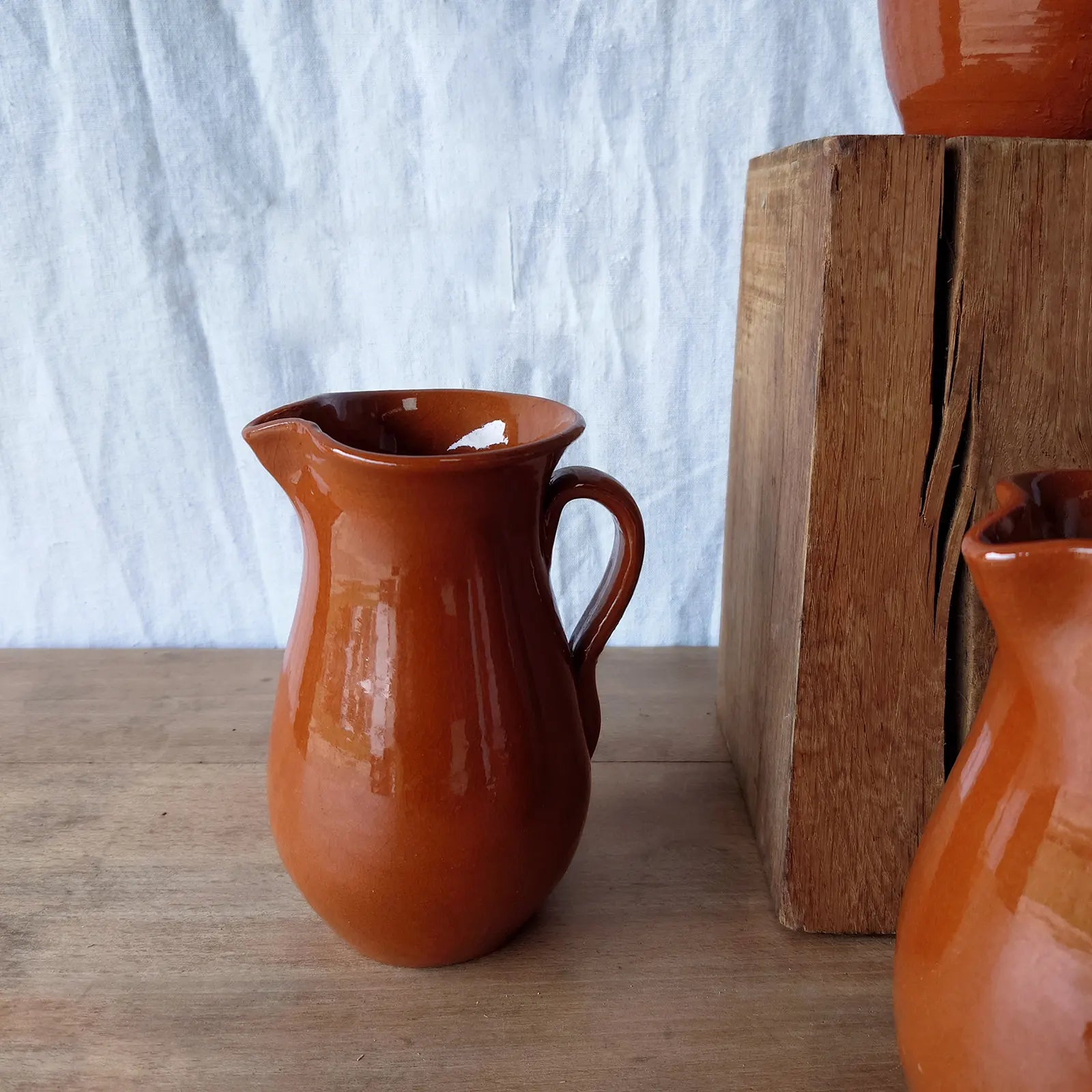 Vase pichet en terre couleur terracotta